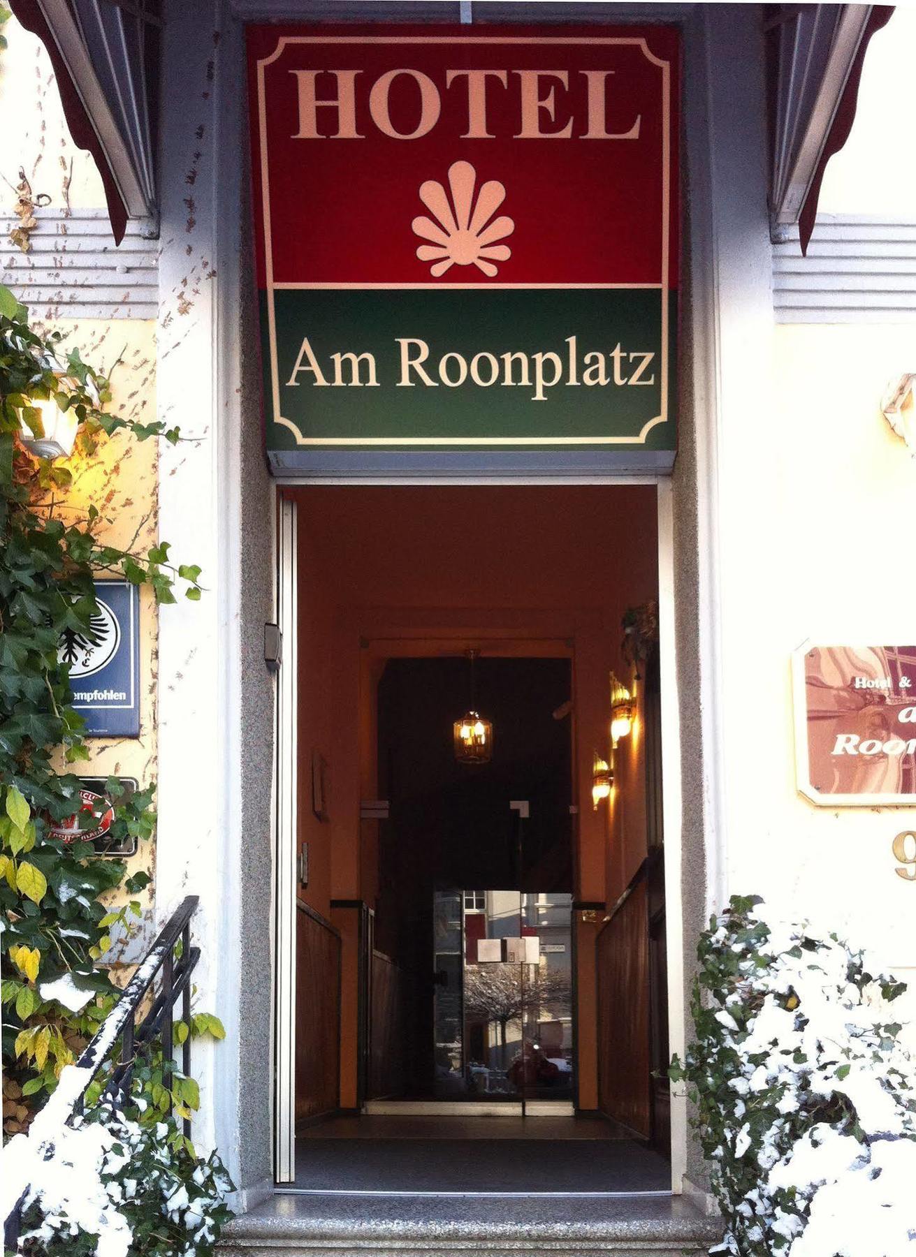 Hotel Am Roonplatz บอนน์ ภายนอก รูปภาพ
