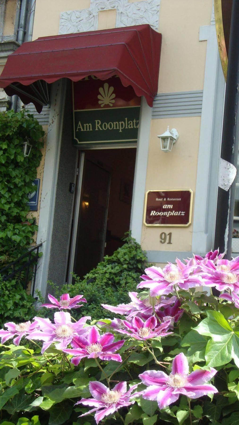 Hotel Am Roonplatz บอนน์ ภายนอก รูปภาพ
